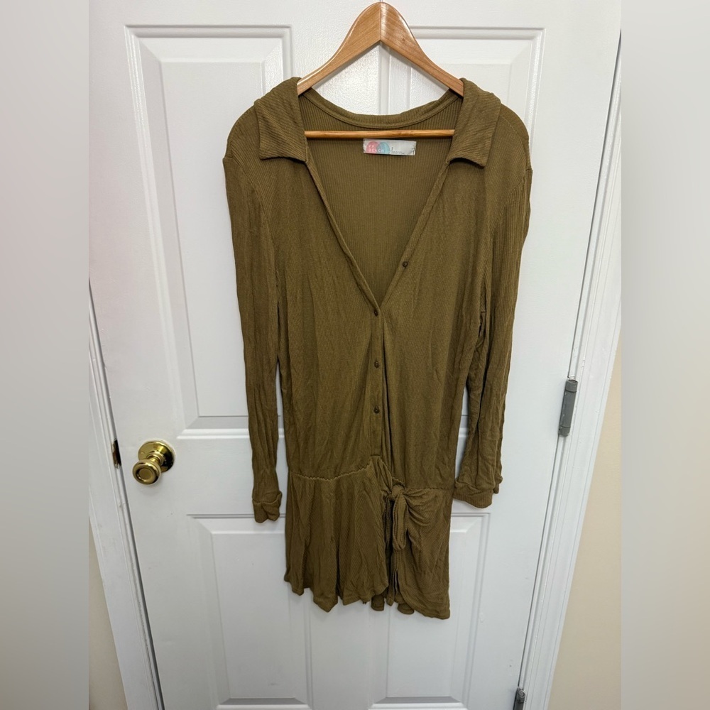 Free People Beach olive green romper S linen lightweight vacation beach - Picture 2 of 9